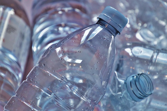 DIY: Naturalne środki czyszczące w domu bez plastiku - 1 2025
