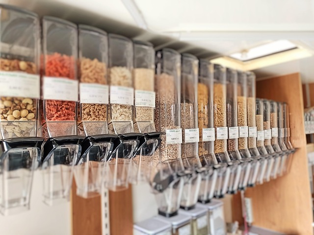 Gdzie kupić produkty spożywcze bez plastiku: lokalne rynki i sklepy zero waste